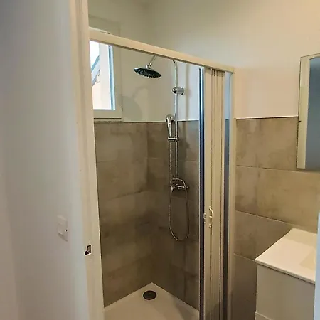 Apartment Foucault - - Au Coeur De