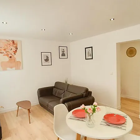 Apartment Foucault - - Au Coeur De