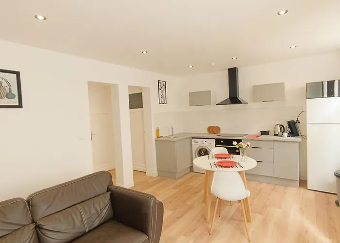 Foucault - - Au Coeur De 루르드