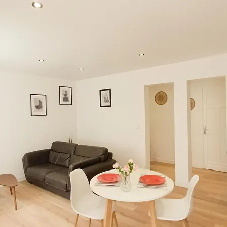 Apartment Foucault - - Au Coeur De