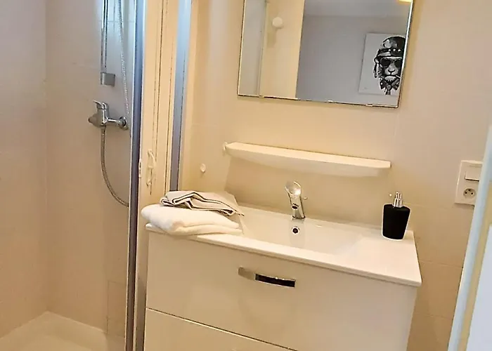 Foucault - - Au Coeur De Apartman Lourdes